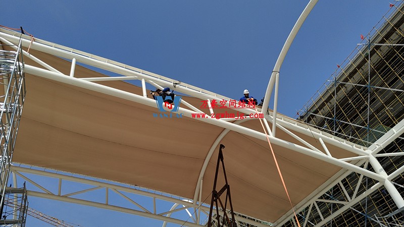 勞動最光榮，致敬一線工作者！