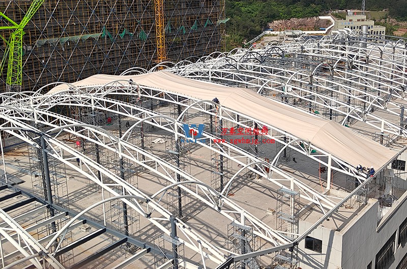 勞動最光榮，致敬一線工作者！