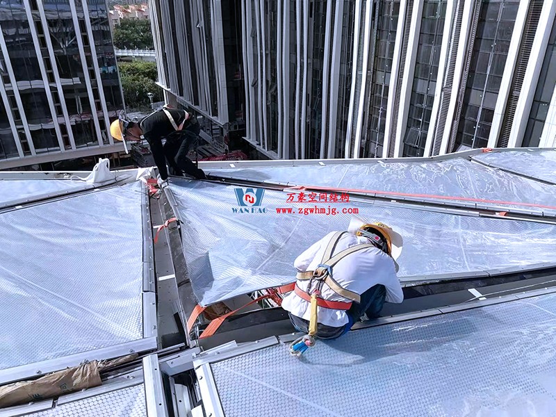 縱使烈日炎炎,腳步從未止歇!海南這個ETFE氣枕膜項目施工進度有最新消息 縱使烈日炎炎,腳步從未止歇!海南這個ETFE氣枕膜項目施工進度有最新消息