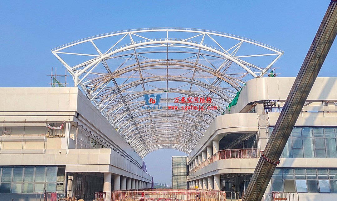 工程進度全速推進，PTFE膜材張拉在即！