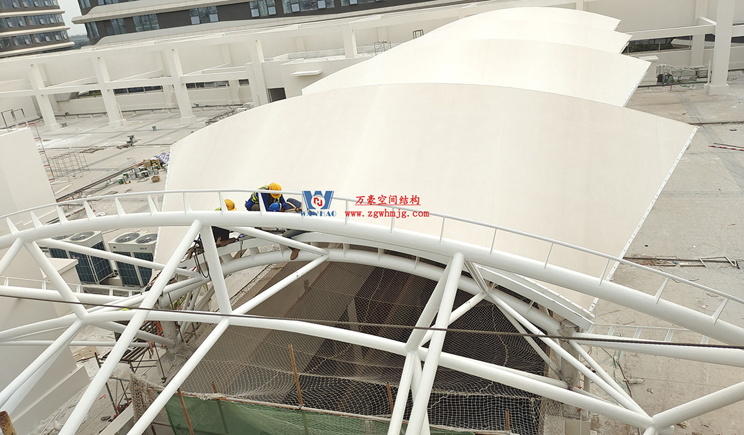 工程進度全速推進，PTFE膜材張拉在即！