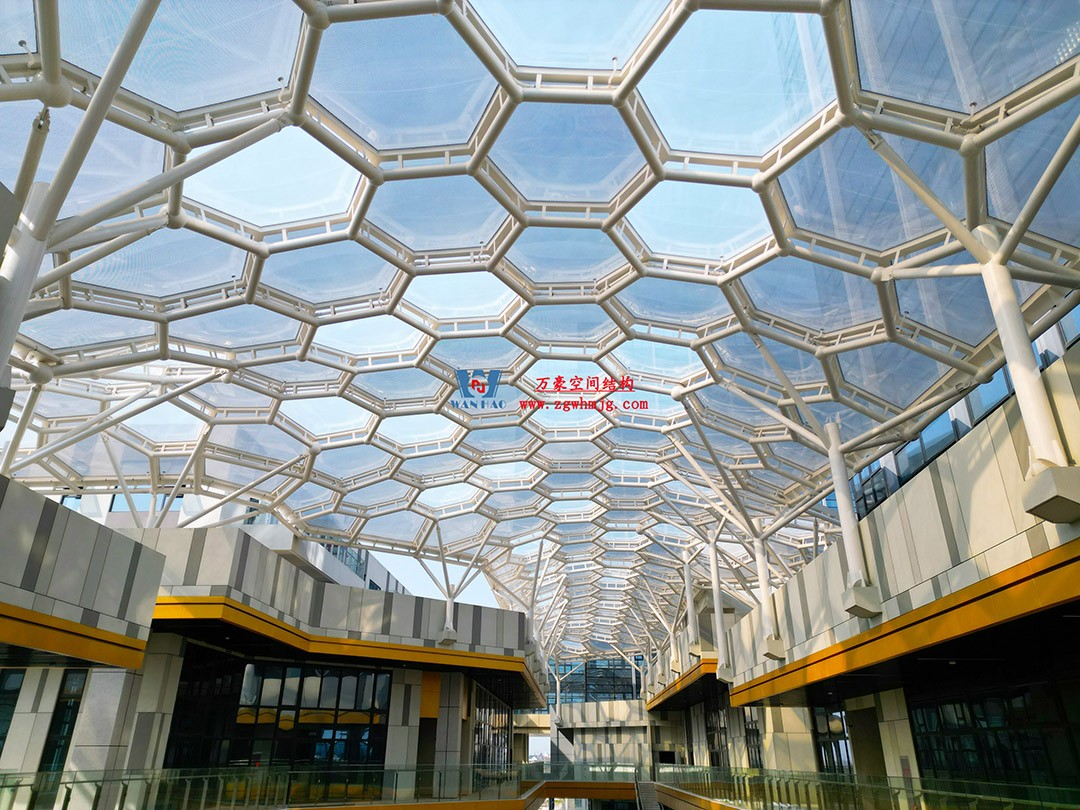 已完工，這個ETFE氣枕商業天幕閃亮登場！