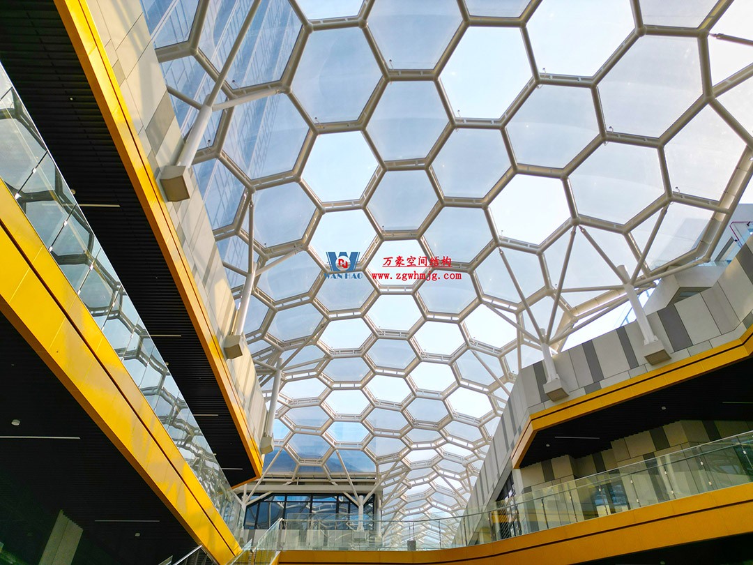 已完工，這個ETFE氣枕商業天幕閃亮登場！