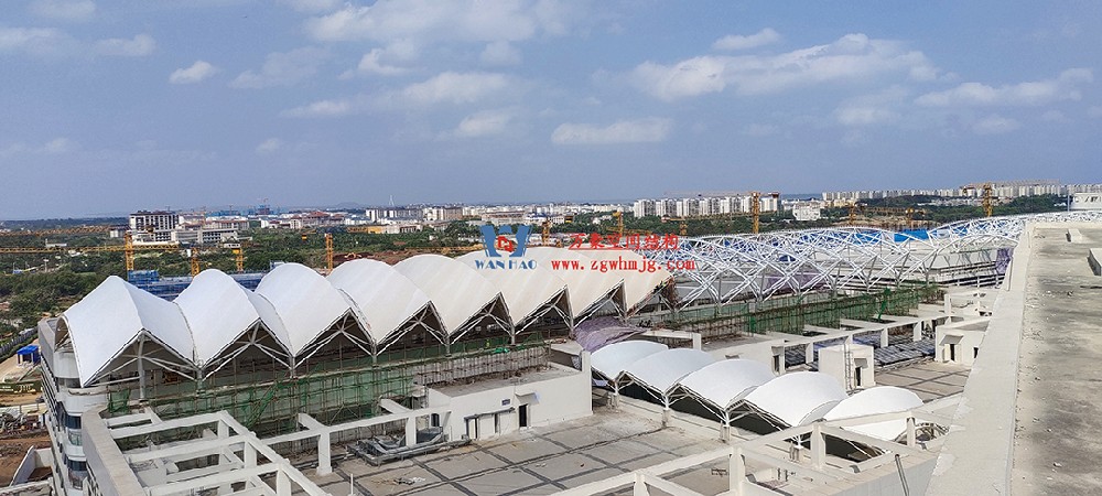 施工加速，這個PTFE膜結構天幕即將完工！