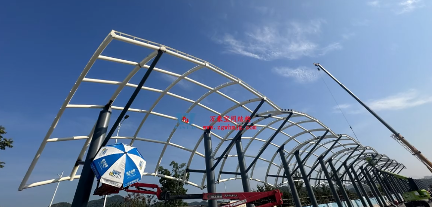 不會因?yàn)檠谉岫怕_步