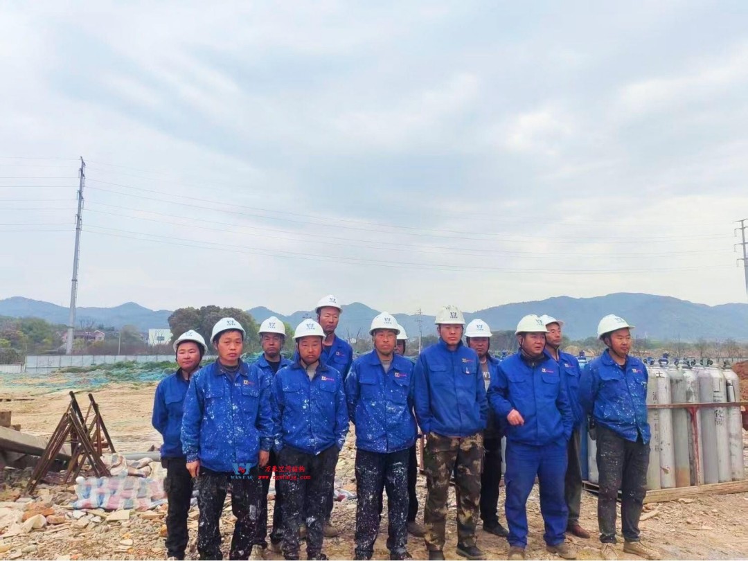 馭風逐沙，織就賽道美學——比亞迪紹興嵊州賽車場干拔沙坡觀景平臺鋼膜結構