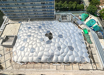 安吉昌碩小區(qū)中庭廣場ETFE氣枕天幕即將完工！