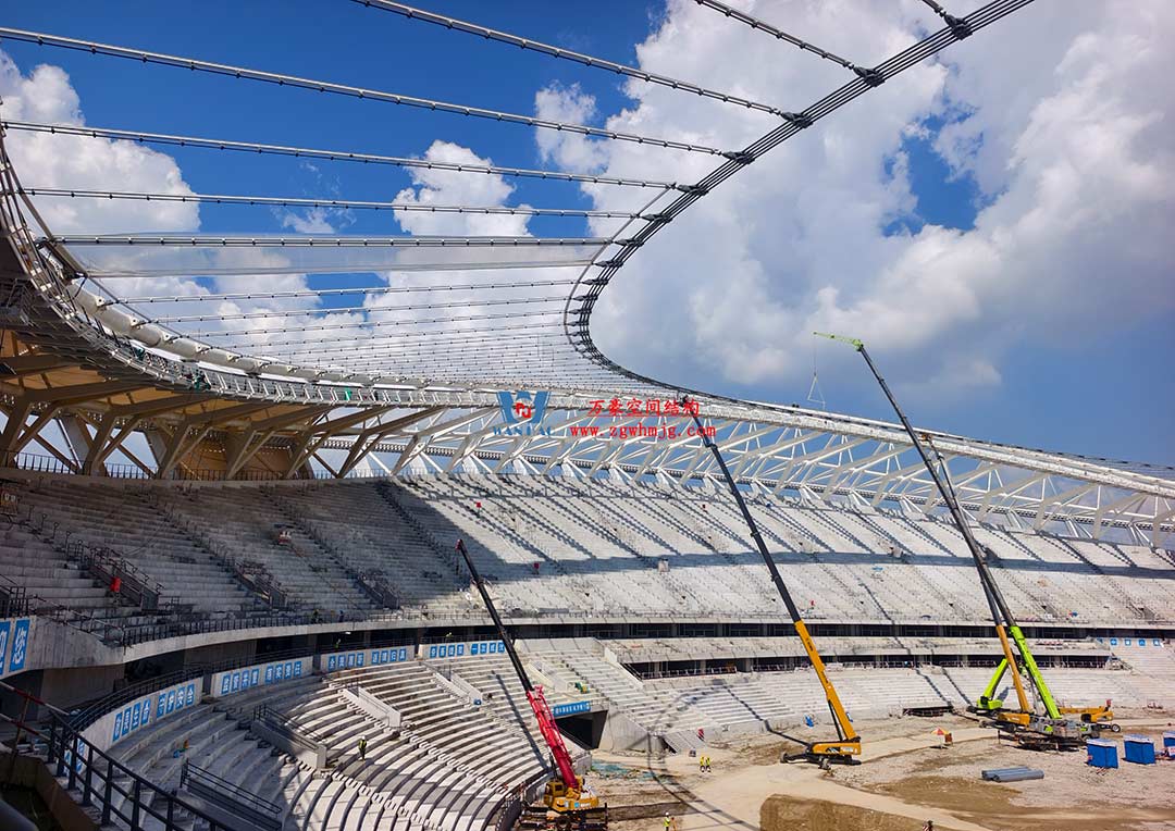 太湖之畔，華燈初上|無(wú)錫奧體中心施工加速