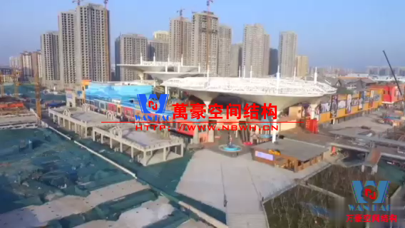 聊城歡樂小鎮七彩云朵膜結構項目視頻賞析