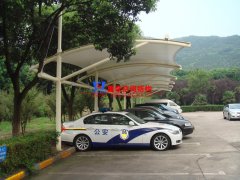 膜結構停車棚造價多少合適？簡易車棚膜結構低價市場分析