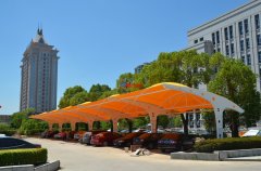 汽車車棚價格一般是怎么算的？膜結構車棚報價性價比是最高的嗎？