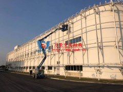 寧波益富樂科技有限公司新廠房外立面PTFE防紫外線網格膜結構項目鋼結構接近尾聲