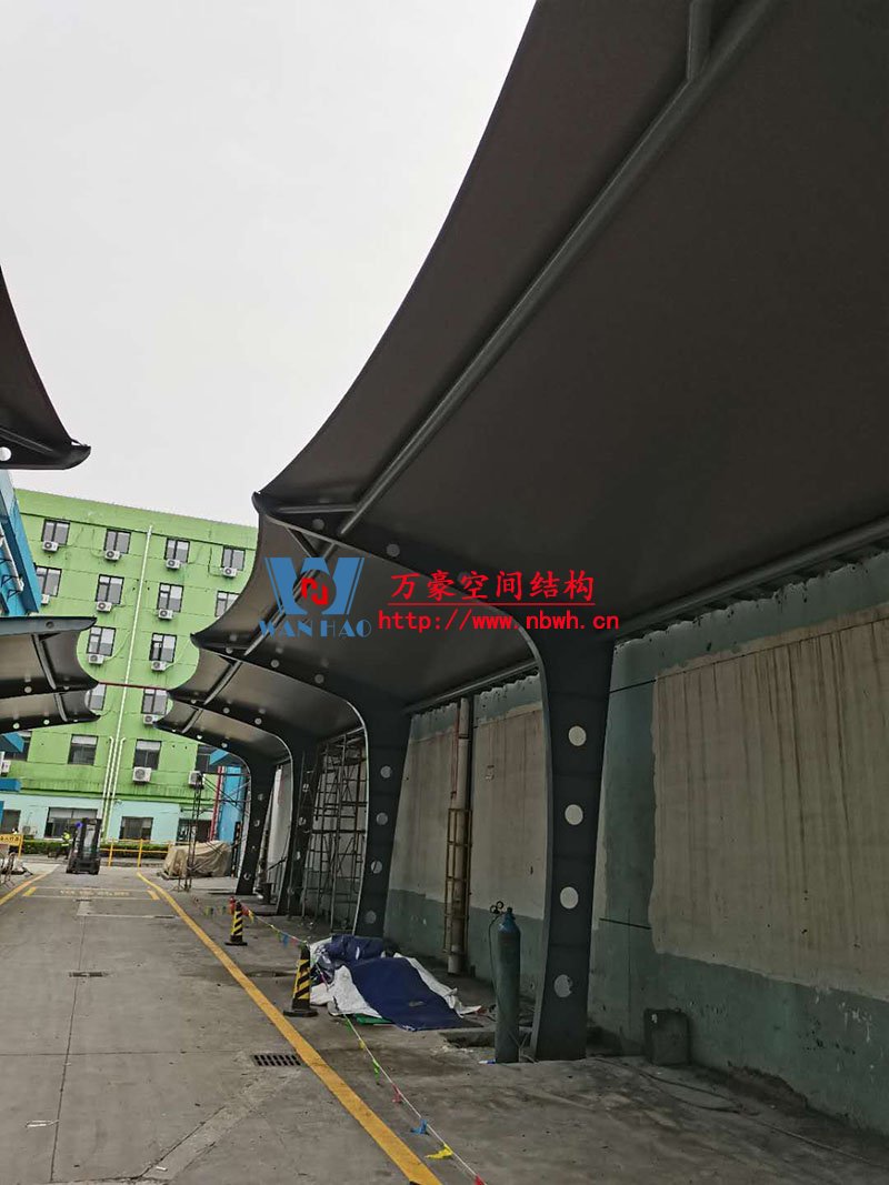 膜結(jié)構(gòu)車(chē)棚